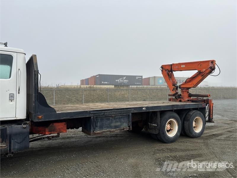 Atlas 6391 lb Knuckle Boom on Interntional F2574 6x4 Boo Kranbilar