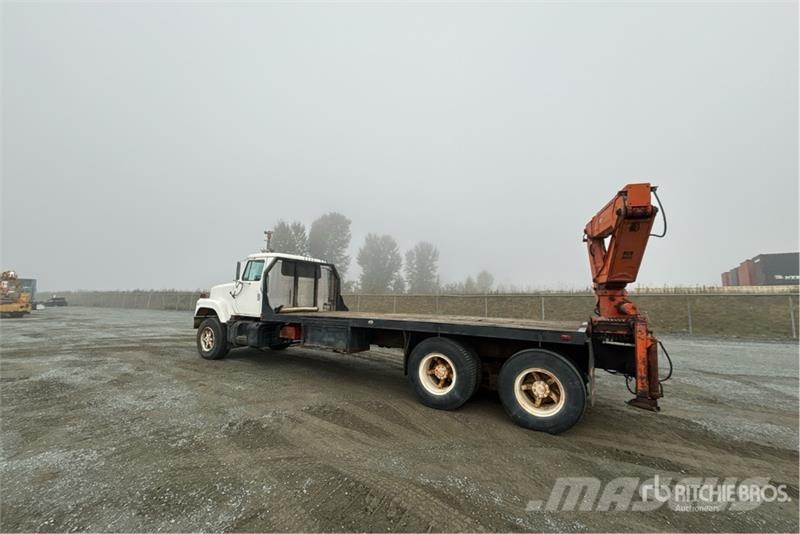 Atlas Knuckle Boom on Interntional F2574 6x4 Boom Truck Kraanaga veokid