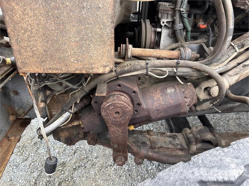 Atlas Knuckle Boom on Interntional F2574 6x4 Boom Truck Kraanaga veokid