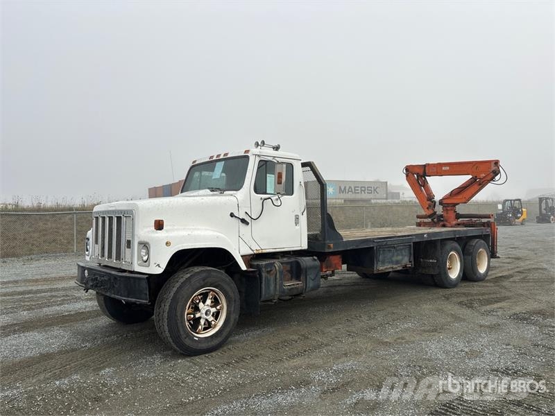 Atlas Knuckle Boom on Interntional F2574 6x4 Boom Truck Kraanaga veokid