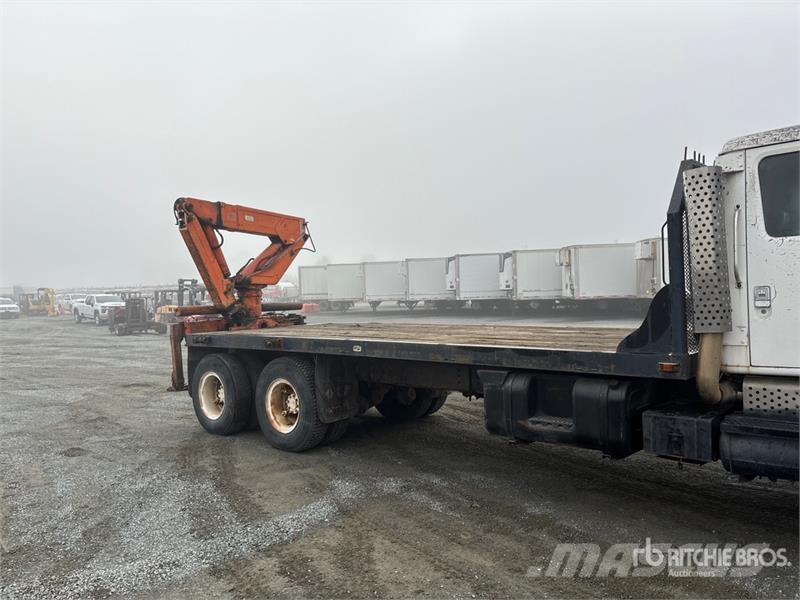 Atlas Knuckle Boom on Interntional F2574 6x4 Boom Truck Kraanaga veokid