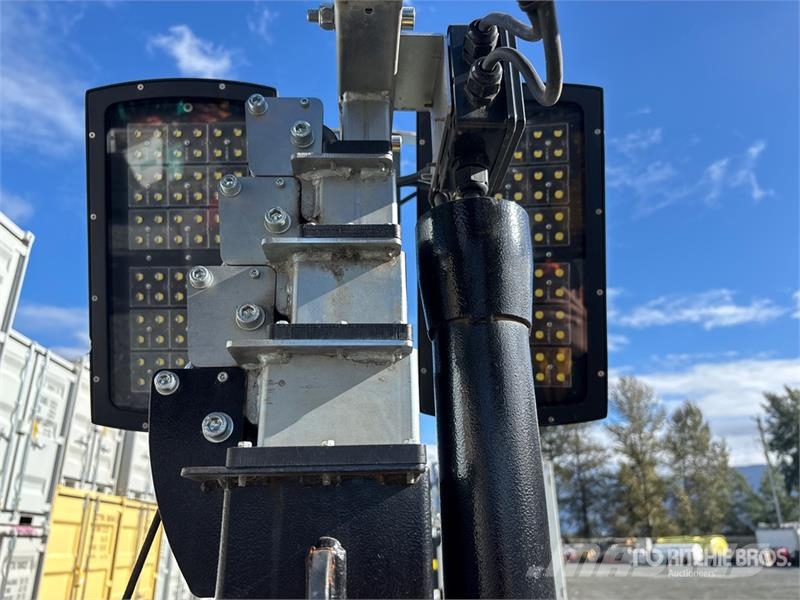 Axiom ELT4320 Light Tower (Unused) 拖车式灯塔