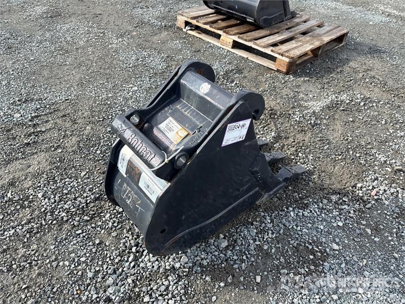 Bobcat 12 in Digging Excavator Bucket (Unused) Godet