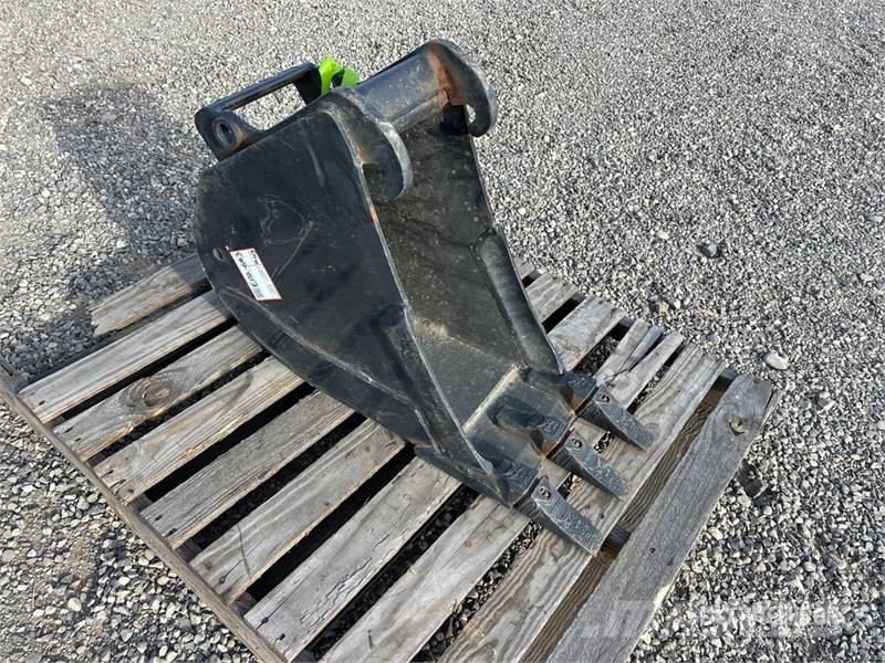 Bobcat 12 in Digging Excavator Bucket (Unused) Buckets