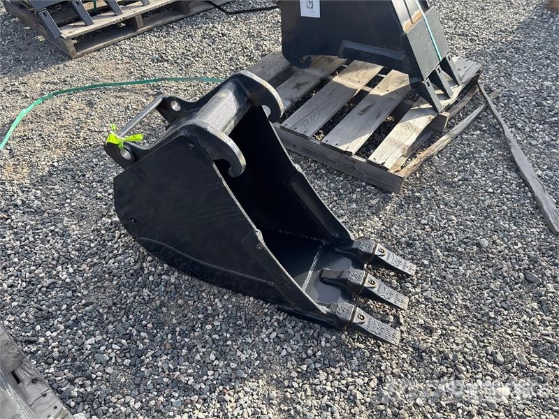 Bobcat 12 in Digging Excavator Bucket (Unused) Kanalak