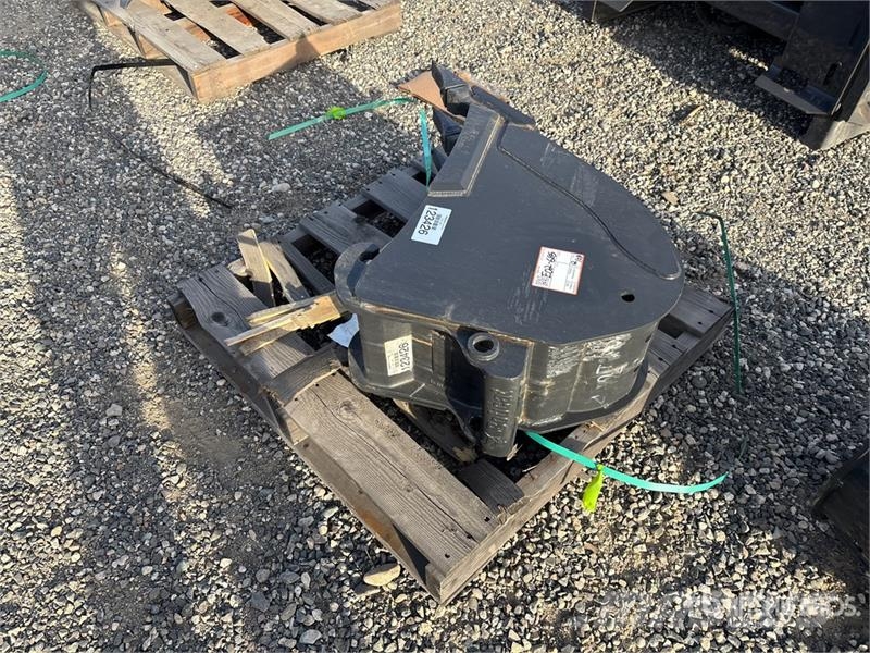 Bobcat 12 in Digging Excavator Bucket (Unused) Buckets