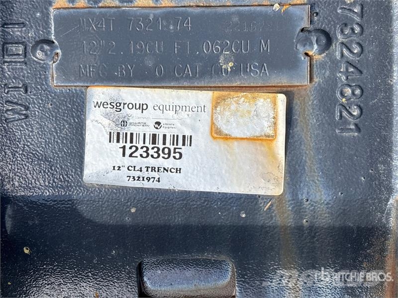 Bobcat 12 in Digging Excavator Bucket (Unused) Godet