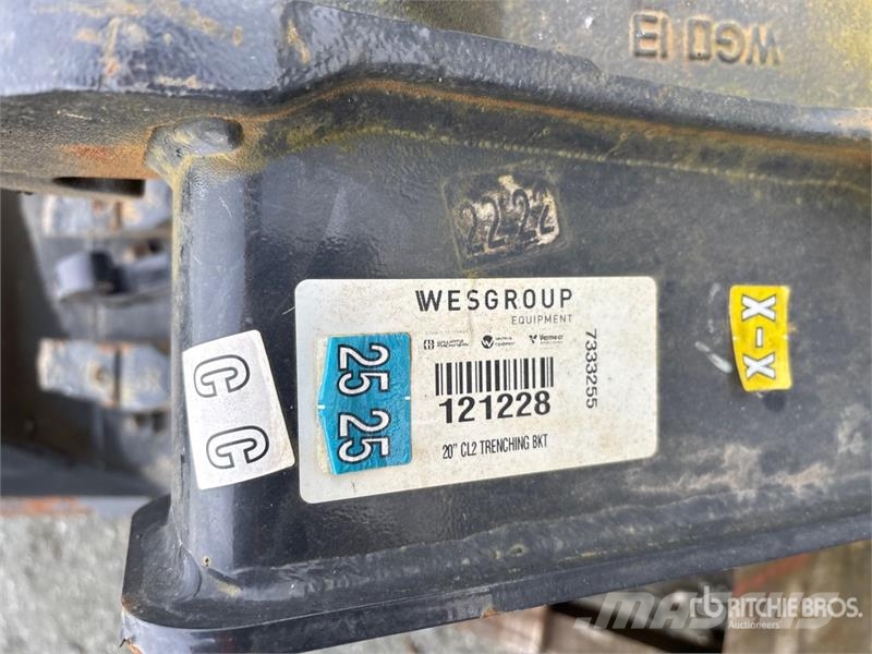 Bobcat 20 in Cleanup Excavator Bucket (Unused) Kašike / Korpe
