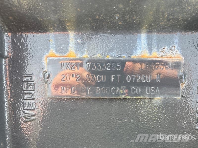 Bobcat 20 in Digging Excavator Bucket (Unused) Kovalar