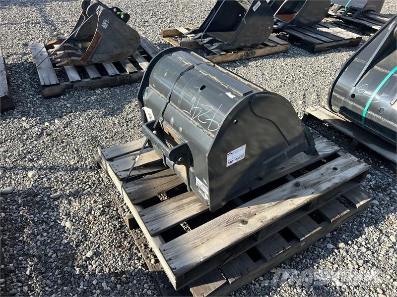 Bobcat 24 in Digging Excavator Bucket (Unused) Kašike / Korpe
