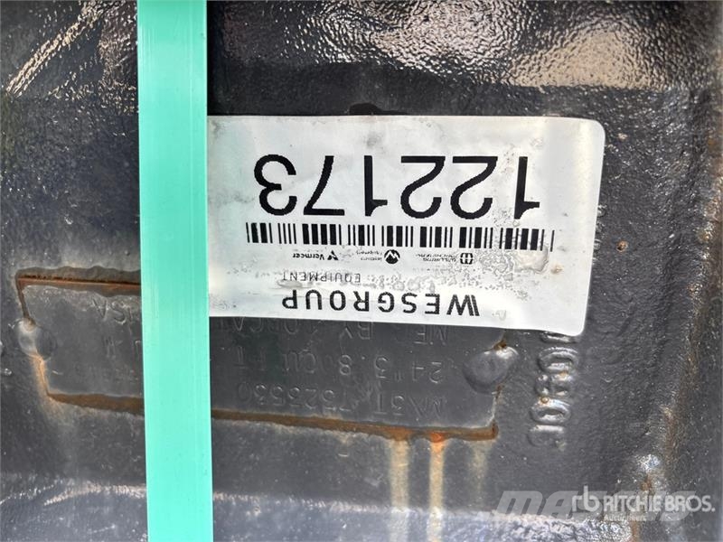 Bobcat 24 in Digging Excavator Bucket (Unused) دلاء
