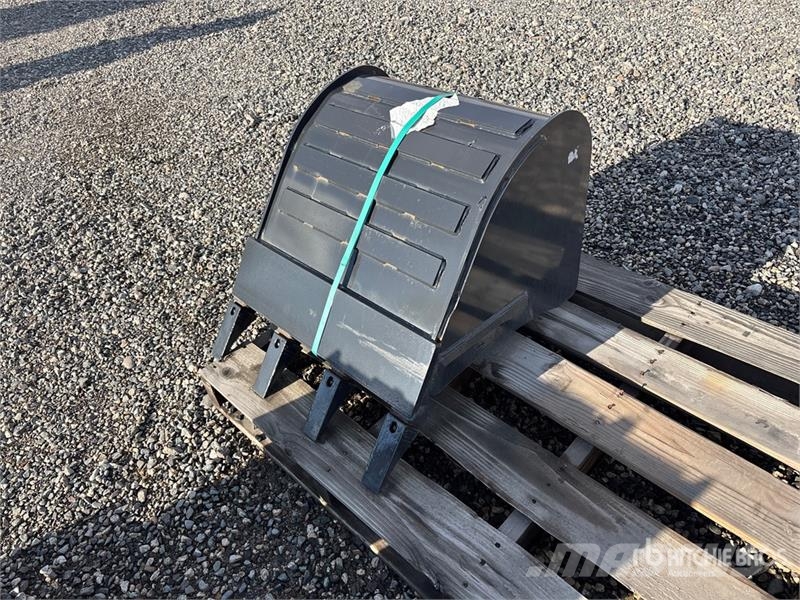 Bobcat 24 in Digging Excavator Bucket (Unused) دلاء