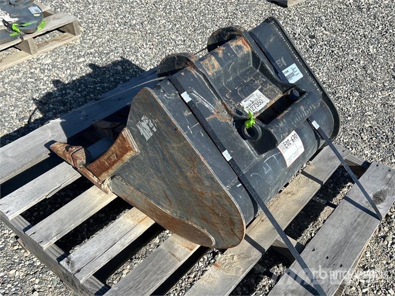 Bobcat 24 in Digging Excavator Bucket Kanalak