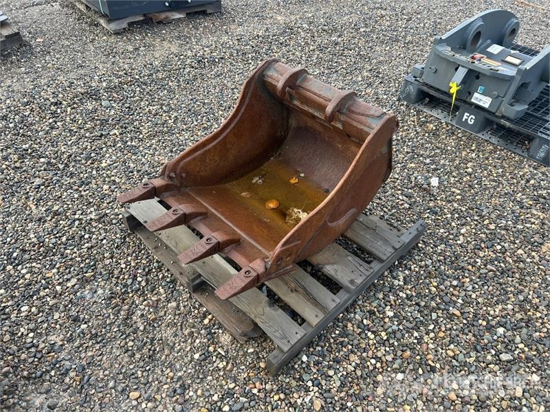 Bobcat 24 in Digging Excavator Bucket Schaufeln