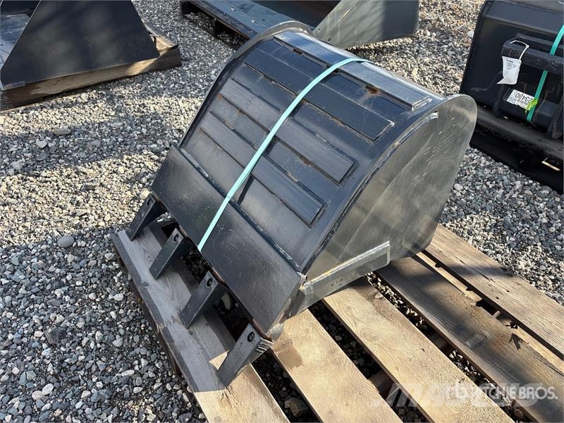 Bobcat 24 in Digging Excavator Bucket (Unused) Kašike / Korpe
