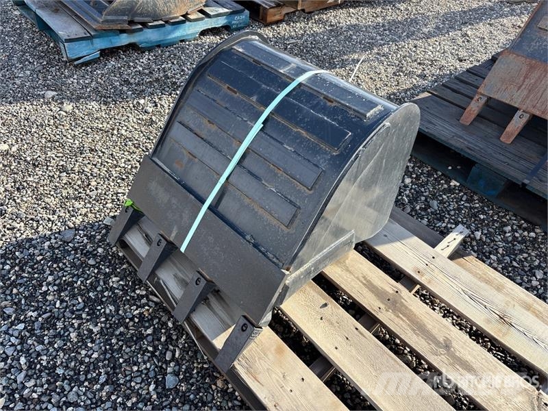 Bobcat 24 in Digging Excavator Bucket (Unused) Kašike / Korpe