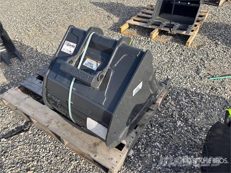 Bobcat 24 in Digging Excavator Bucket (Unused) Buckets