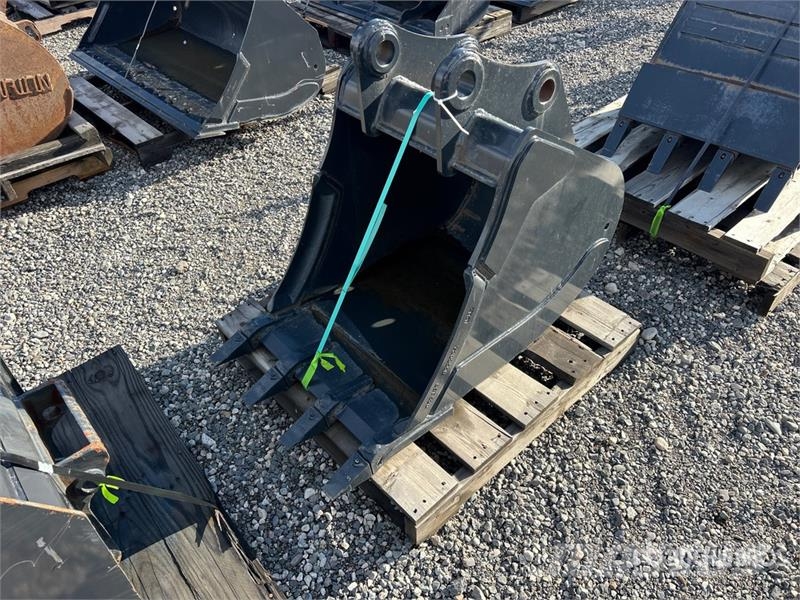 Bobcat 24 in Digging Excavator Bucket (Unused) Kašike / Korpe