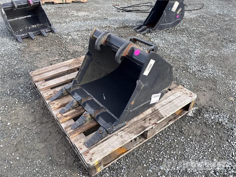Bobcat 24 in Excavator Bucket (Unused) Godet