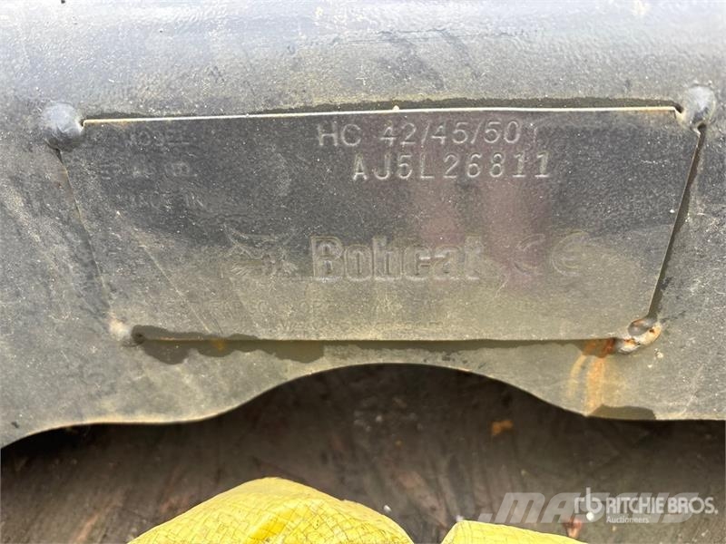 Bobcat 32 in Hydraulic Excavator Thumb Žlice