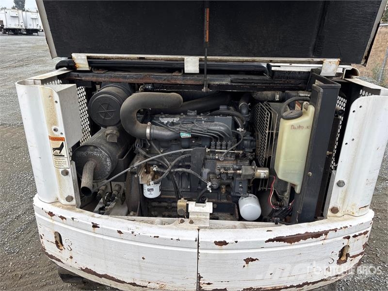 Bobcat 331 Mini rýpadla < 7t