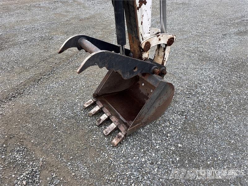 Bobcat 331 Mini rýpadla < 7t