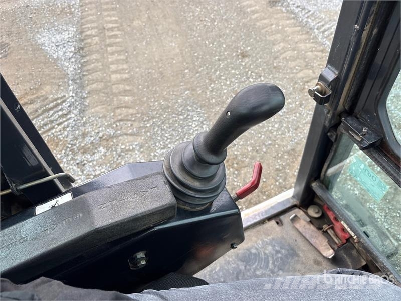Bobcat 331 Mini rýpadla < 7t