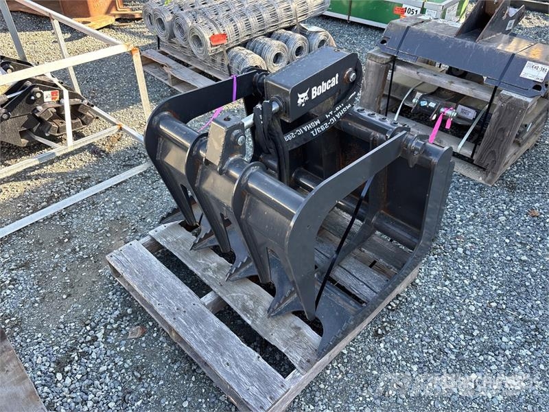 Bobcat 36 in Root Skid Steer Grapple (Unused) خطاطيف