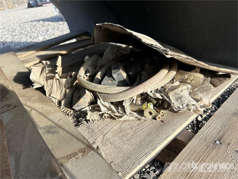 Bobcat 48 in Excavator Compaction Wheel Shell 26 inches d Drugi deli