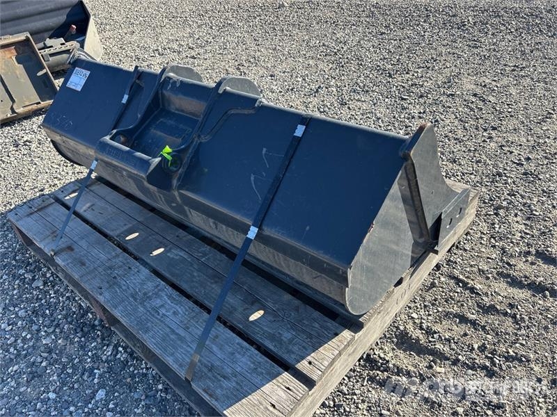 Bobcat 52 in Cleanup Excavator Bucket (Unused) Kanalak