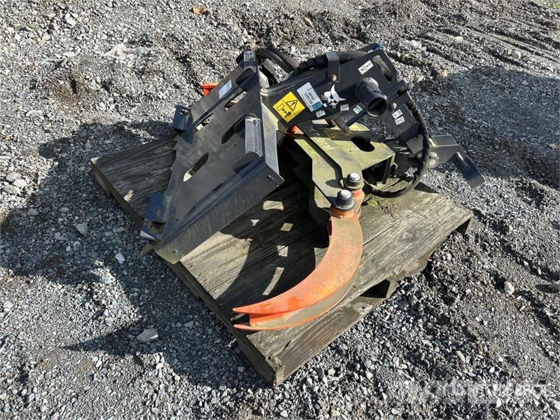 Bobcat 56 in Log Skid Steer Grapple (Unused) Grappin