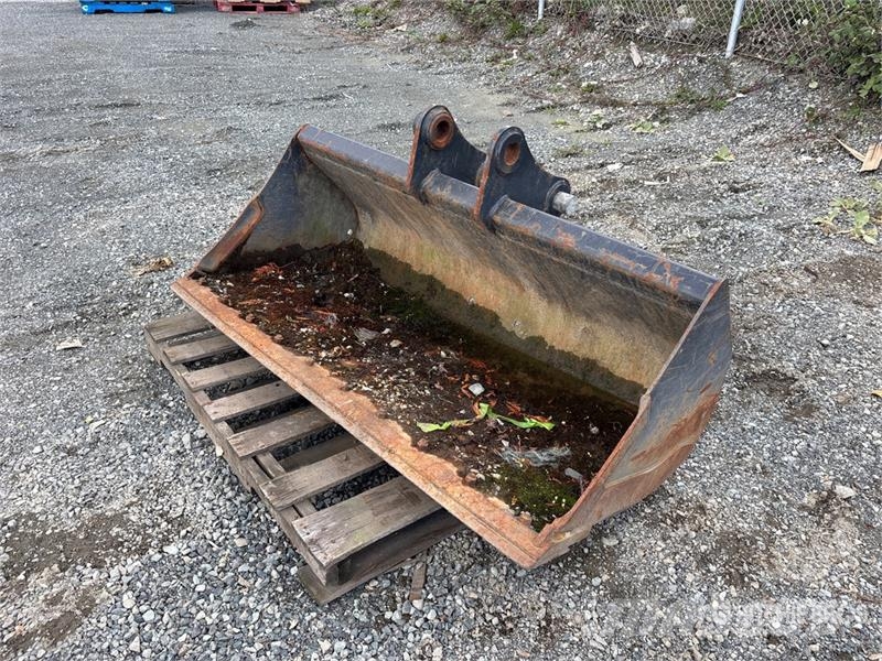 Bobcat 60 in 439 m3 Cleanup Excavator Bucket Bakken