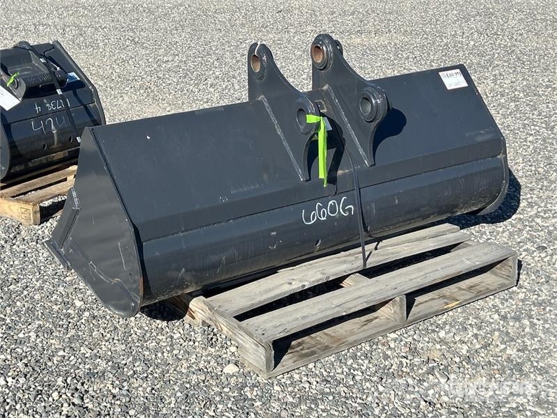 Bobcat 60 in Cleanup Excavator Bucket (Unused) Kanalak