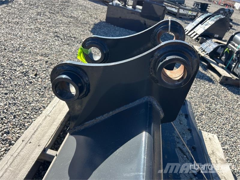 Bobcat 60 in Cleanup Excavator Bucket (Unused) Kanalak