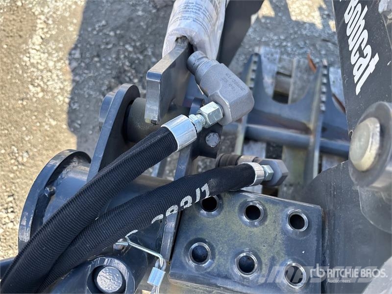 Bobcat 66 in Root Skid Steer Grapple Polipler