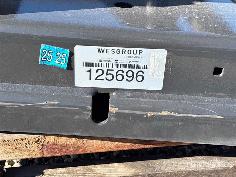 Bobcat 6812980 Attachment Mounting Plate (Unused) Építőipar - Egyebek