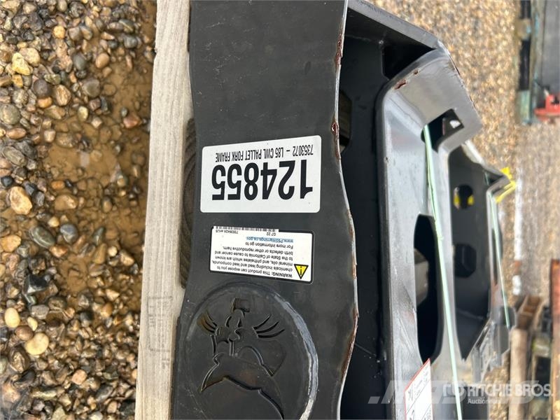 Bobcat 7353072-L65 Skid Steer Fork Frame Dakšas