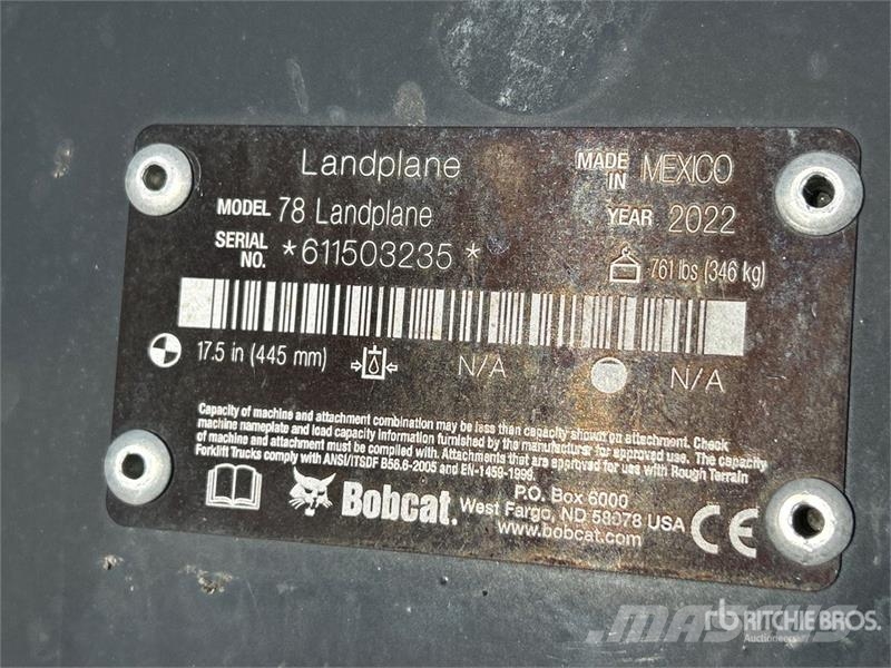 Bobcat 78 in Skid Steer Landplane (Unused) Arrastradoras para campos