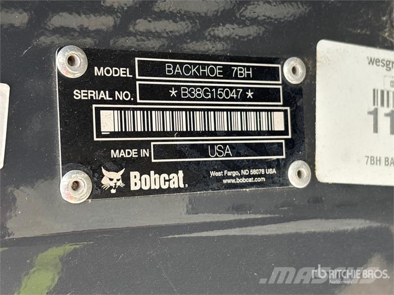 Bobcat 7BH 38 in Skid Steer Backhoe Utovarne korpe