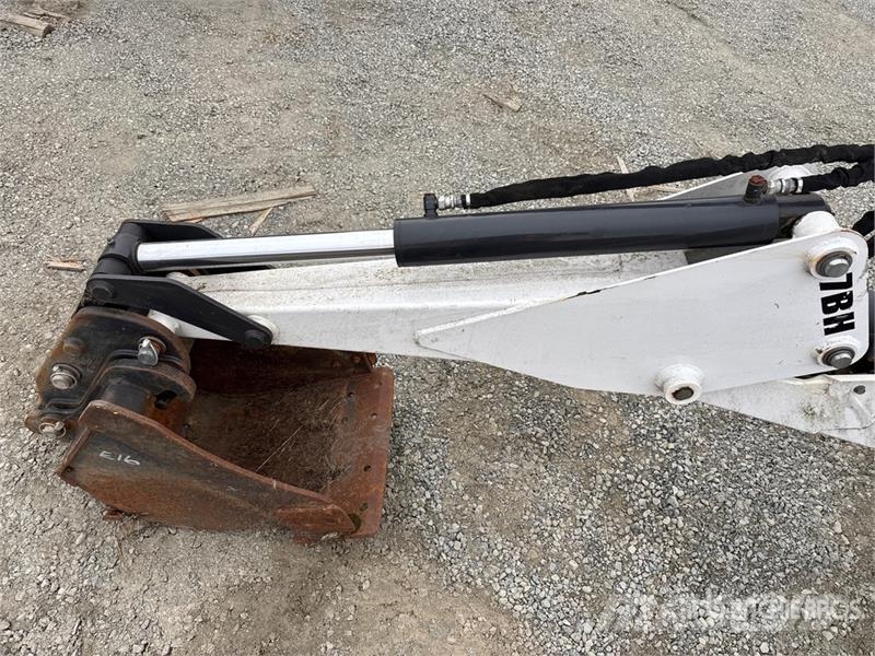 Bobcat 7BH 38 in Skid Steer Backhoe Utovarne korpe