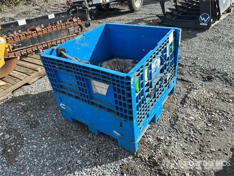 Bobcat Attachment (assorted hoses and small Ammann water  Overige componenten
