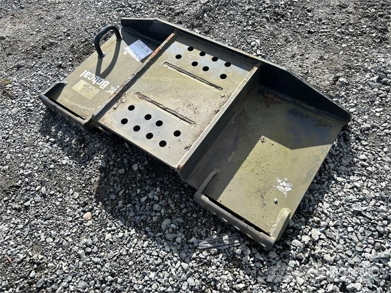 Bobcat Attachment Mounting Plate (Unused) Construcción - Otros