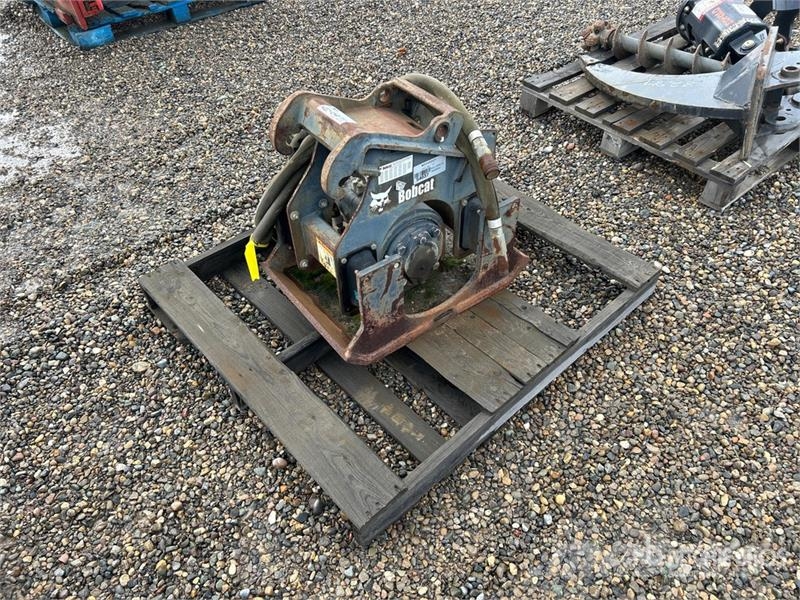 Bobcat Excavator Plate Compactor - Fits Bobcat E35 Alte componente