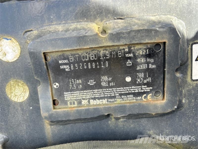 Bobcat L85 74 in Combo bucket Skid Steer Bucket (Unused) Skopor