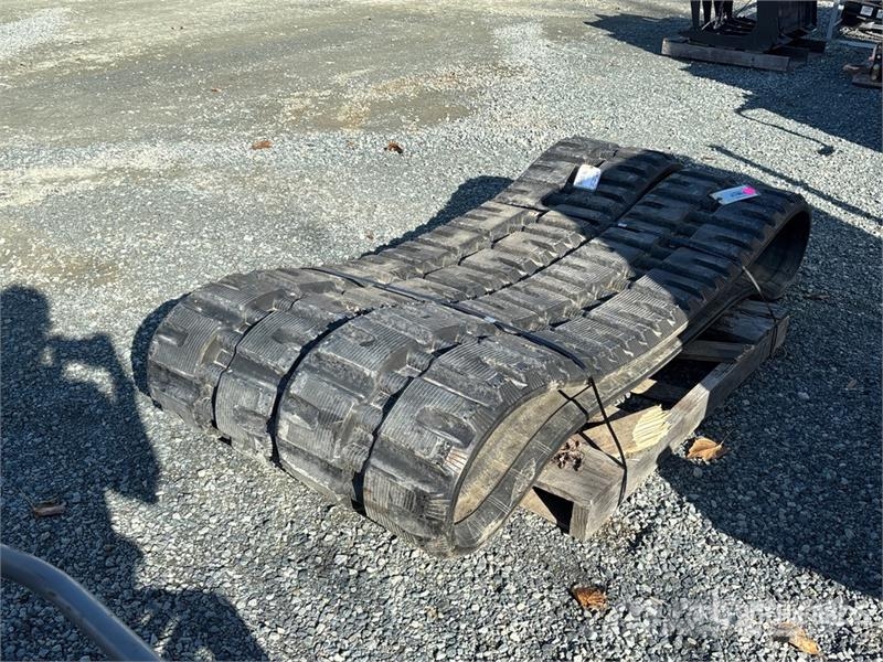 Bobcat of (2) Bobcat 17.5 in Rubber Tracks Drugi deli