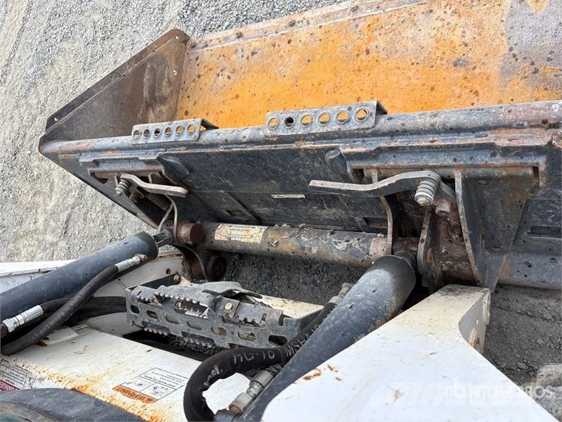 Bobcat S550 Мини-погрузчики
