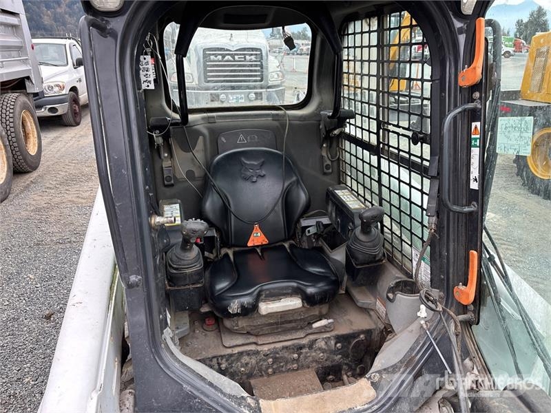 Bobcat S550 Мини-погрузчики