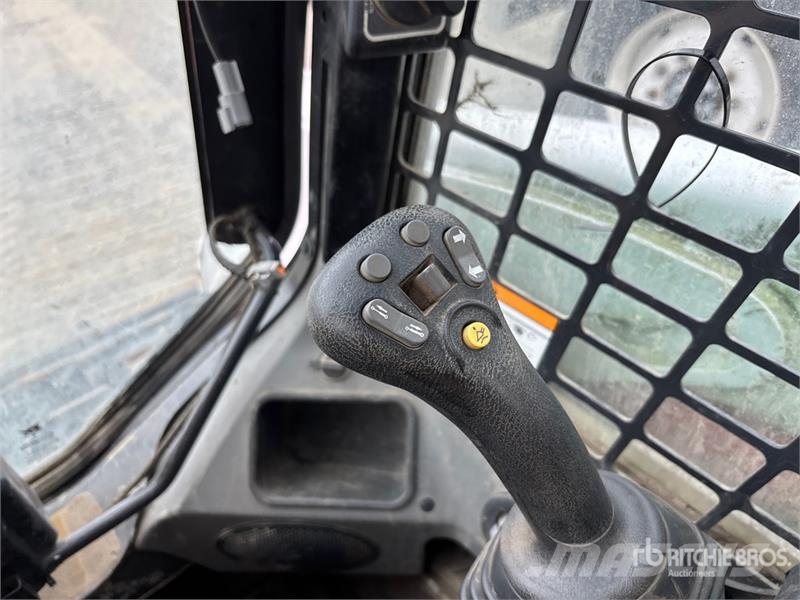 Bobcat S550 Мини-погрузчики