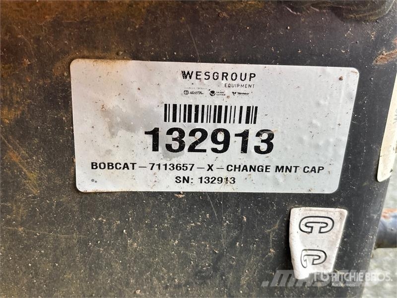 Bobcat Skid Steer Attachment Mounting Plate Kiti naudoti statybos komponentai