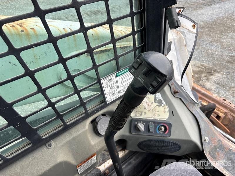 Bobcat T590 Kompaktrakodók